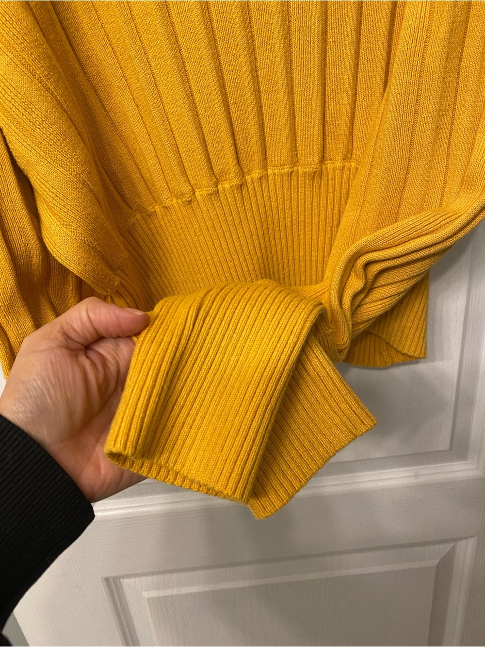 Aritzia Wilfred Icalma Sweater Marino Wool Cotton Mustard Yellow Ribbed Size M - Picture 6 of 11